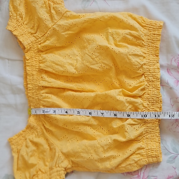 Yellow Eyelet Crop Top - Picture 3 of 4